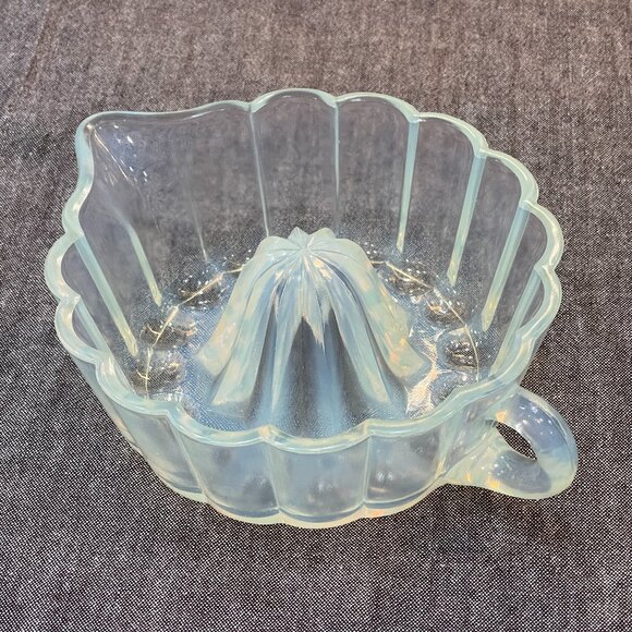Vintage Opalescent Citrus Reamer — H.C. Fry “Pearl Glass,” c. 1920s - Picture 1 of 16